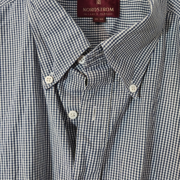 Nordstrom 18 34 Bundle 2 Relaxed Classic Button Down Dress Shirts Blue - Picture 3 of 16